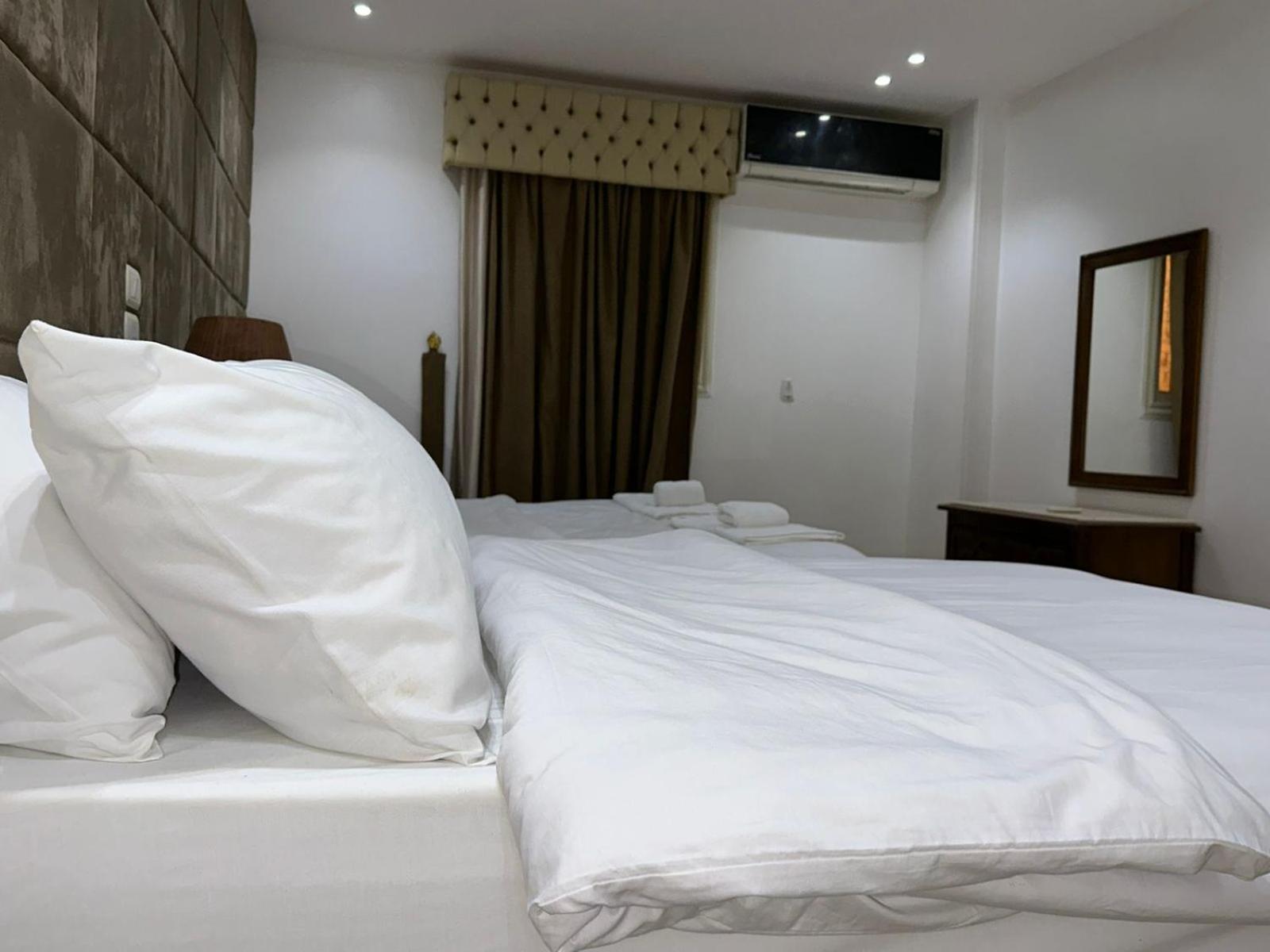 Full Pyramids View Apartment With Balcony For 8 P Kafret el-Gabal エクステリア 写真