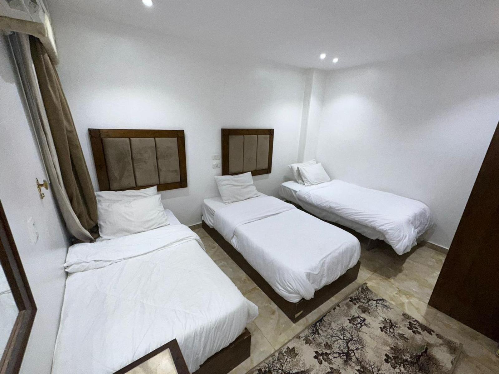 Full Pyramids View Apartment With Balcony For 8 P Kafret el-Gabal エクステリア 写真