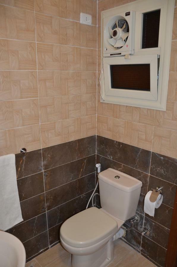 Full Pyramids View Apartment With Balcony For 8 P Kafret el-Gabal エクステリア 写真